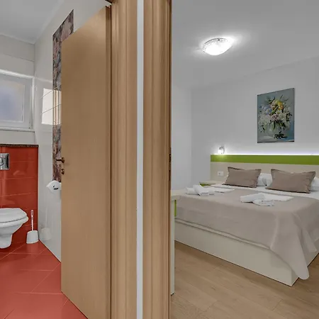 Podest Apartamento Baška Voda