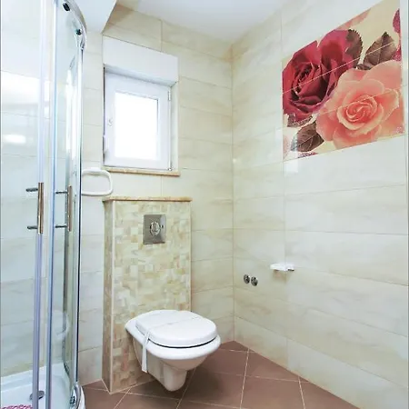 Appartamento Podest Baška Voda