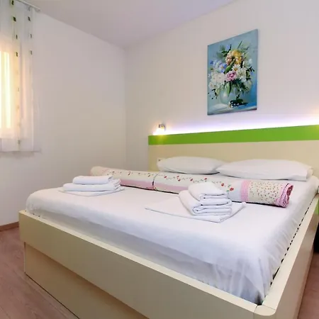 Appartamento Podest Baška Voda