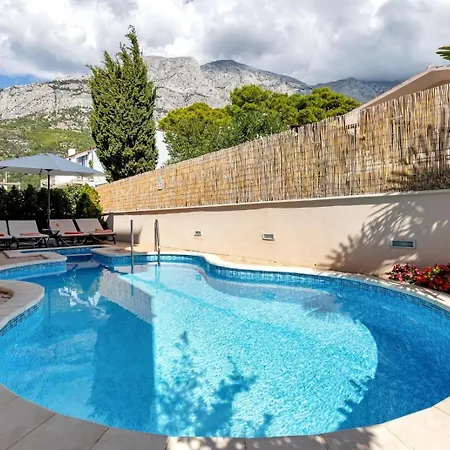 Podest Baška Voda