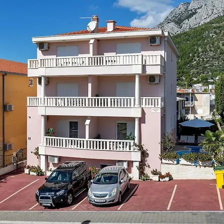 Podest Appartamento Baška Voda