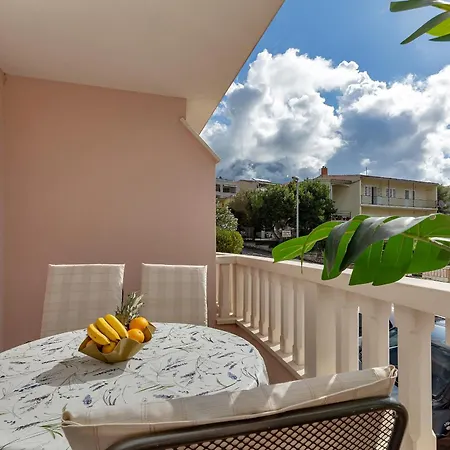 Podest Apartamento Baška Voda