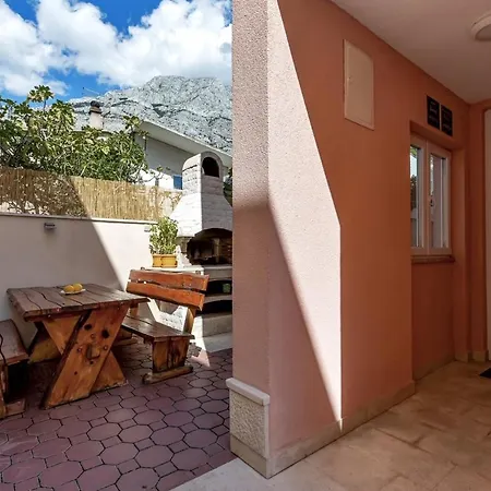 Podest Apartamento Baška Voda